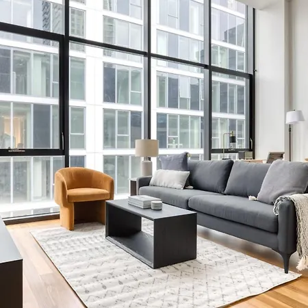 River North 1Br W Gym Lounge Roof Nr Riverwalk Chi-893